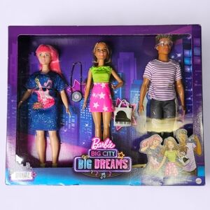 2020 Barbie: Big City Big Dreams gift doll set w/ Daisy Teresa & Rafa